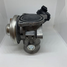 Load image into Gallery viewer, Genuine Volkswagen seat EGR VALVE 045131501l