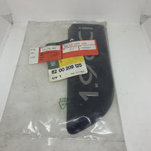Load image into Gallery viewer, Genuine New RENAULT 1.9 dCi LH BADGE For Megane II 2002-08 Scenic II 2003-09 Mk2