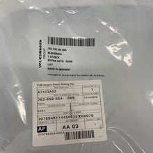 Load image into Gallery viewer, 44084701