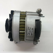 Load image into Gallery viewer, Genuine Land Rover Defender 97-06 Alternator Brand New Rtc5680e
