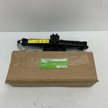 Load image into Gallery viewer, Genuine LandRover discovery sport15- Range Rover evoque 12-lifting jack lr070902