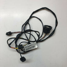 Load image into Gallery viewer, LAND ROVER DISCOVERY 3 2004 2009 REAR PARKING WIRING LOOM - LR014679