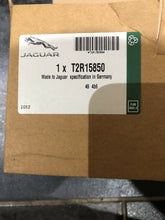Load image into Gallery viewer, genuine Jaguar Xj Right Hand Offside Front Door Lock Brand New T2r15850