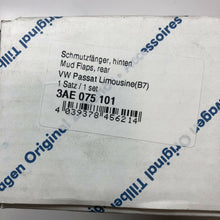 Load image into Gallery viewer, Genuine VW Rear mudguard for Passat Lim. 2011  - 3AE075101