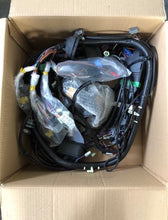 Load image into Gallery viewer, Genuine Land Rover Defender 2007- wiring loom/harness brand new unused LR016302
